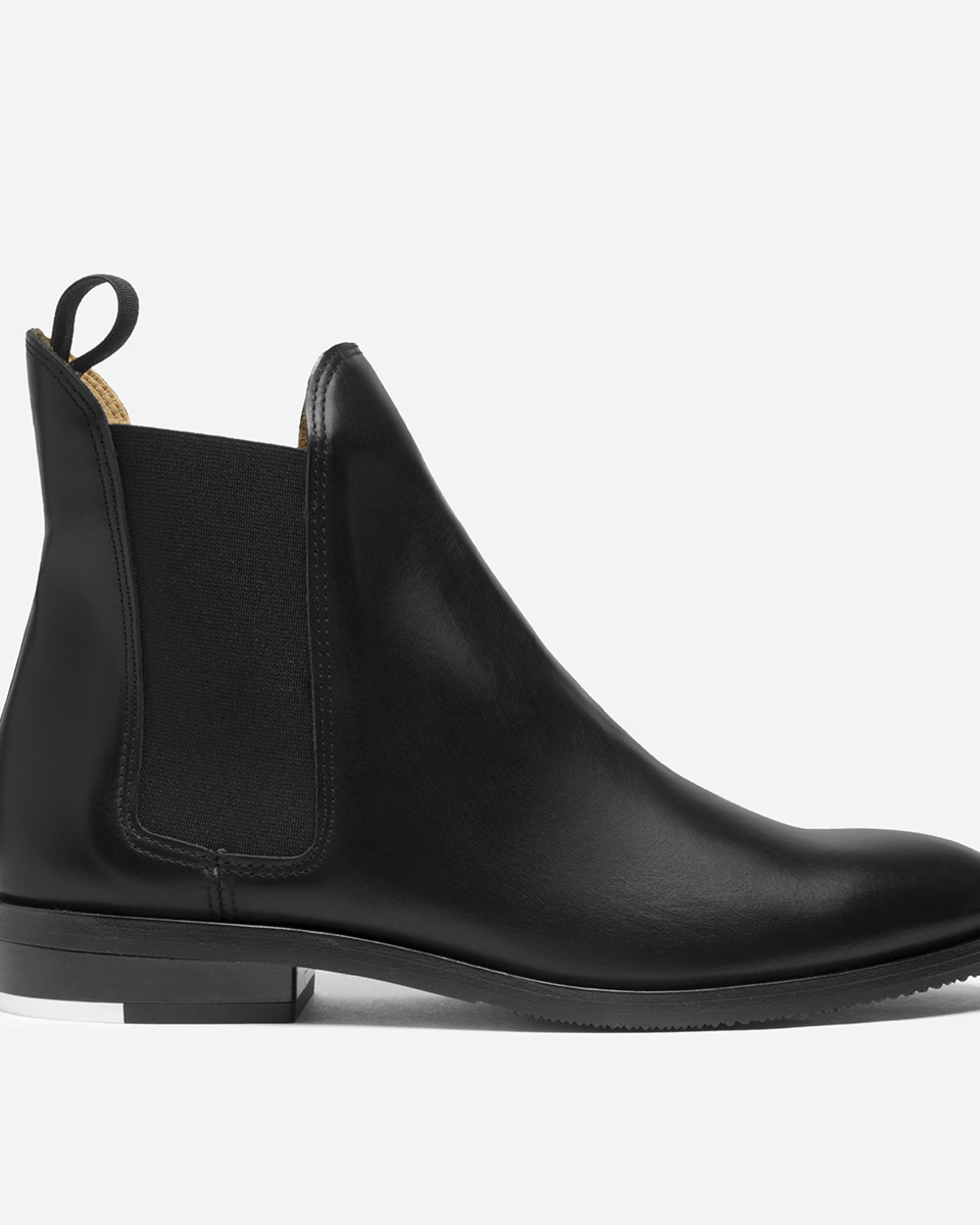 graceyn chelsea boot for women in black