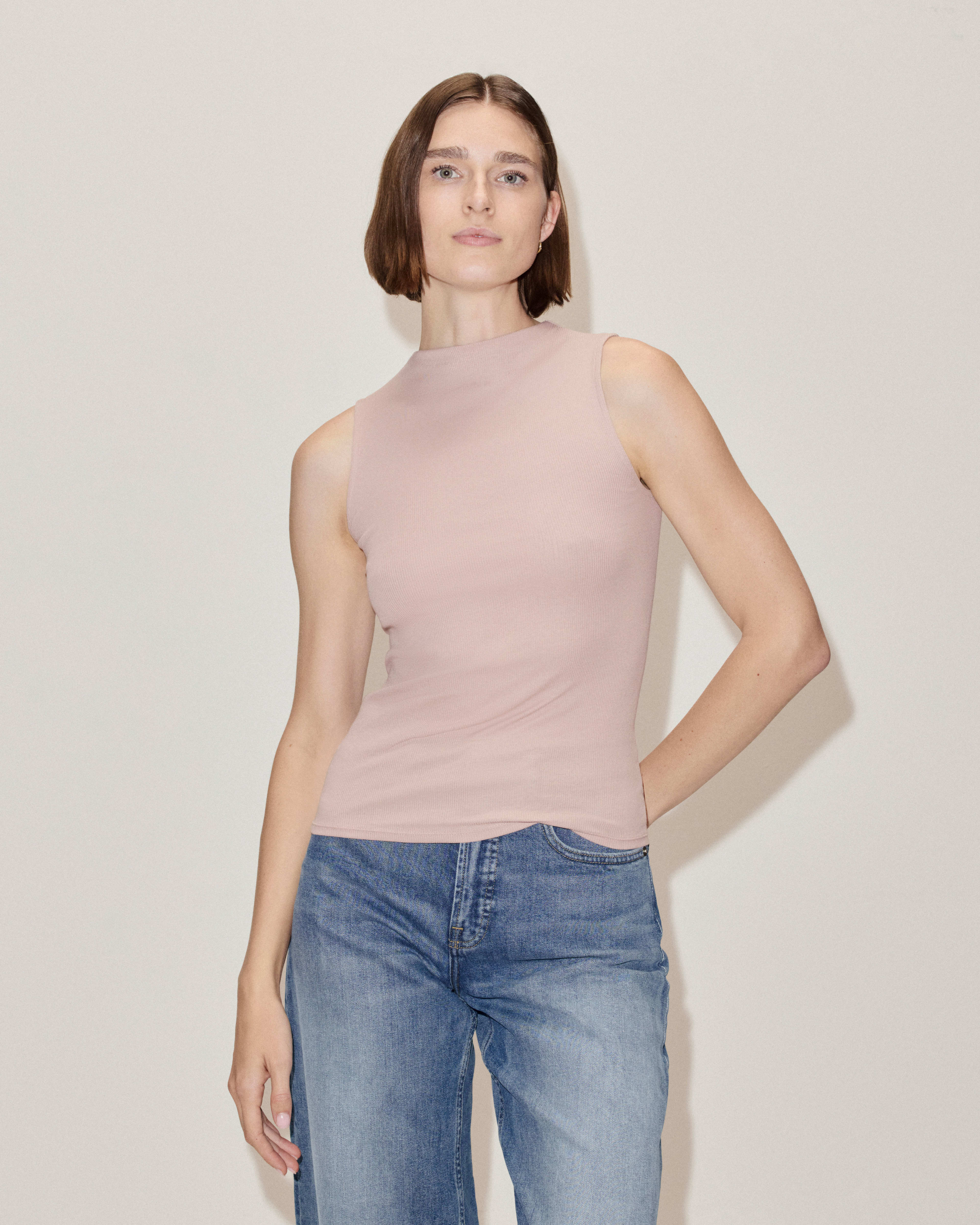 The Luxe Micro-Rib Funnel-Neck Tank Dusty Rose – Everlane