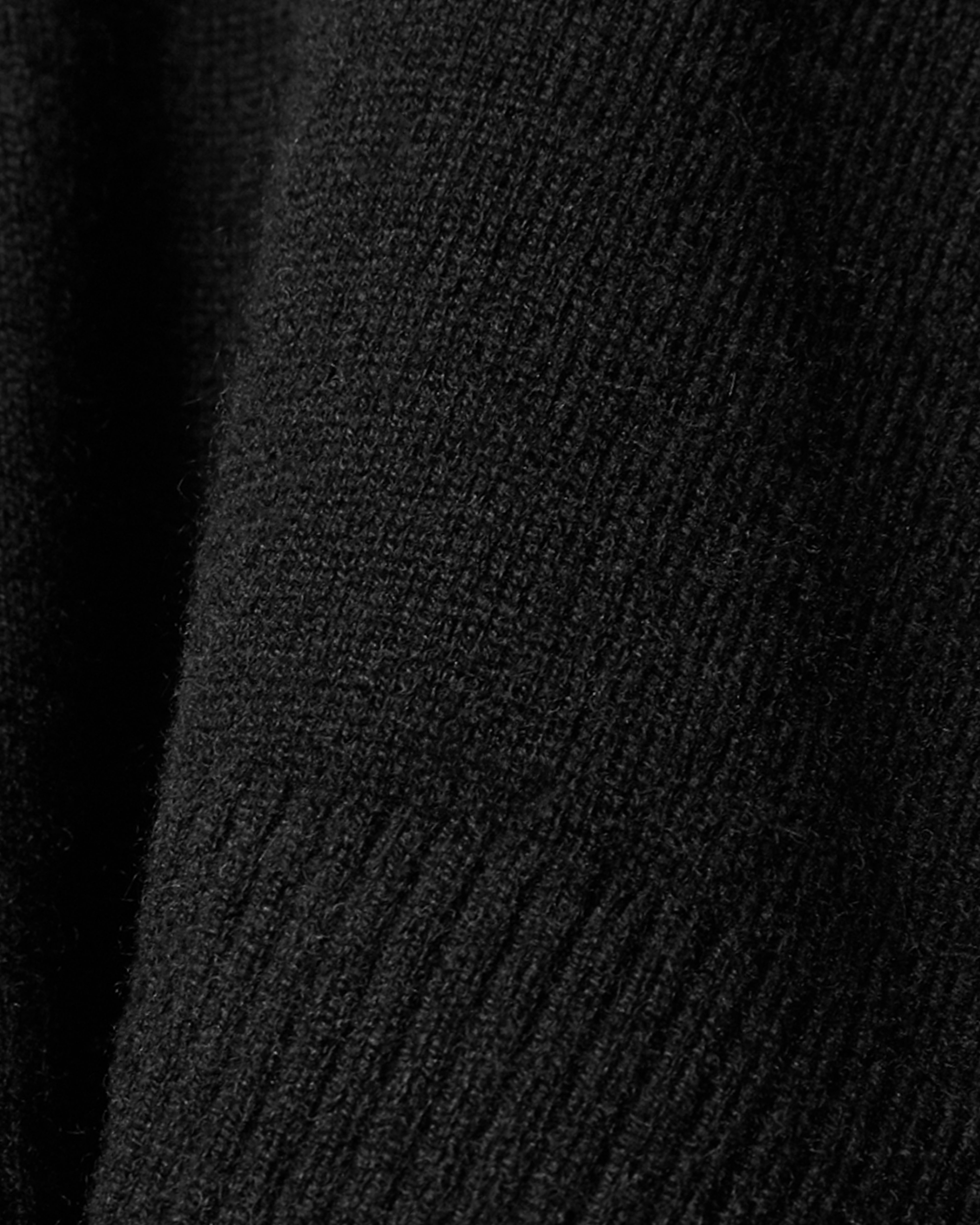The Cashmere Polo Black – Everlane