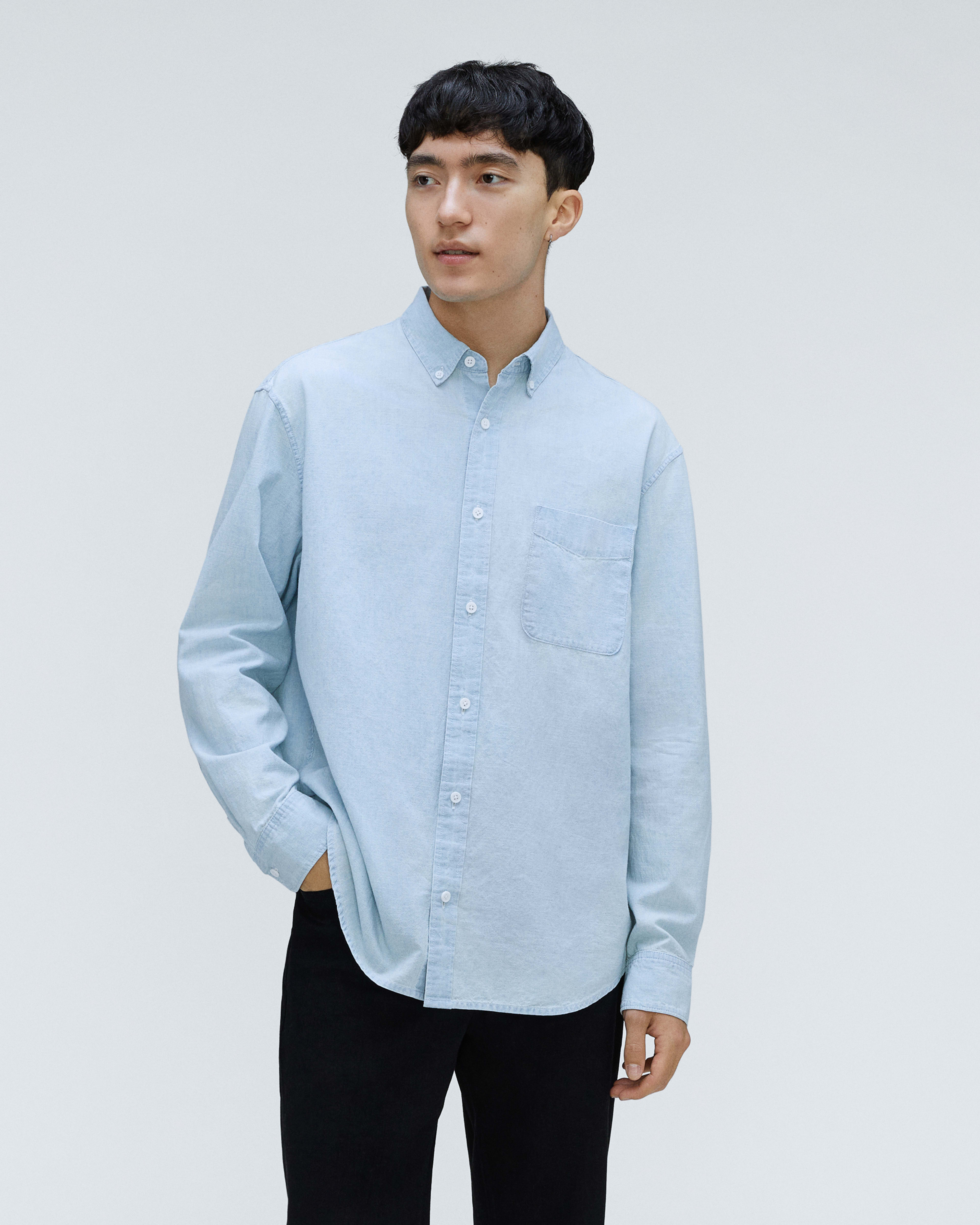 The Relaxed Organic Chambray Shirt Icy Blue – Everlane