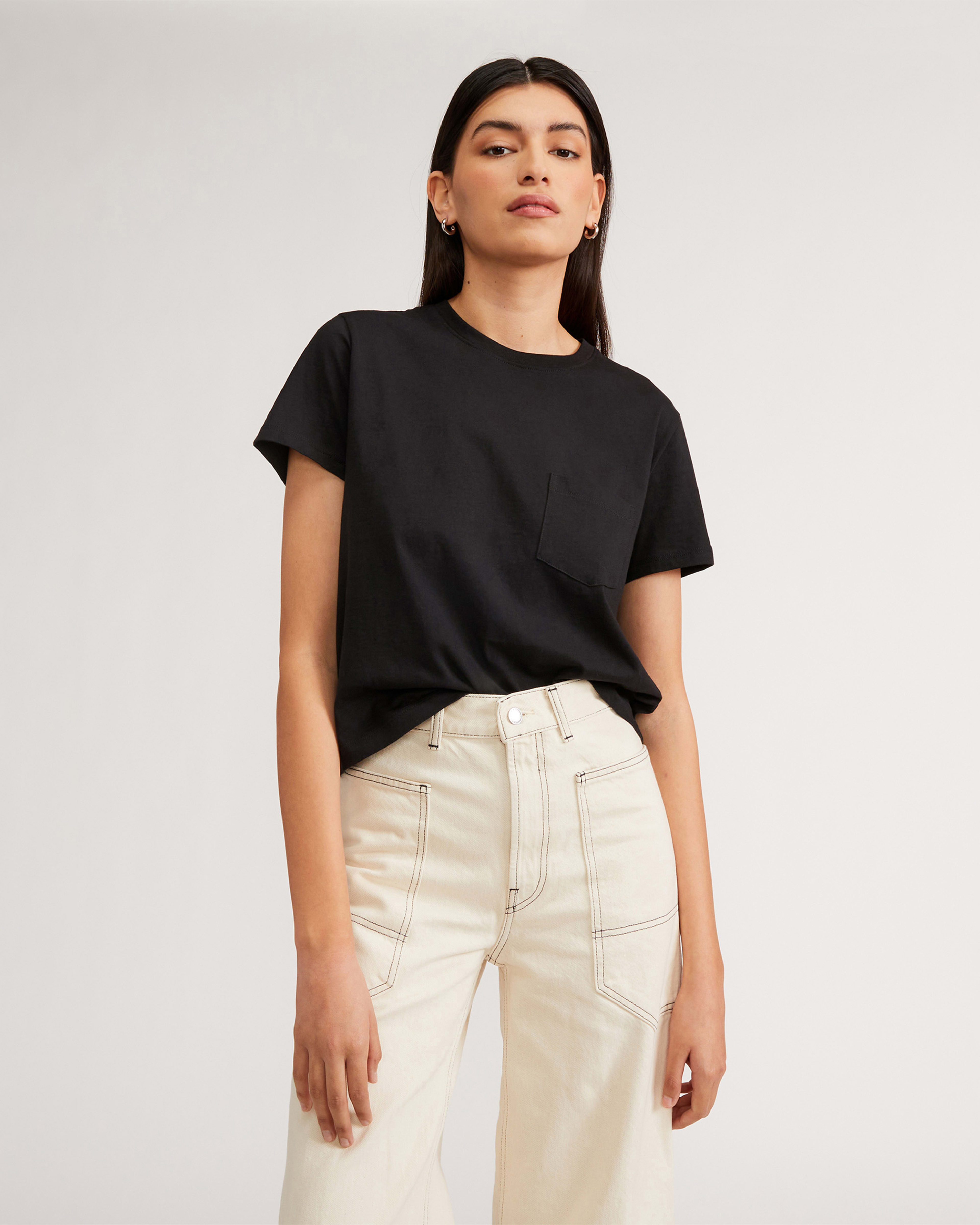 The Box-Cut Tee in Essential Cotton | Black | Pocket – Everlane