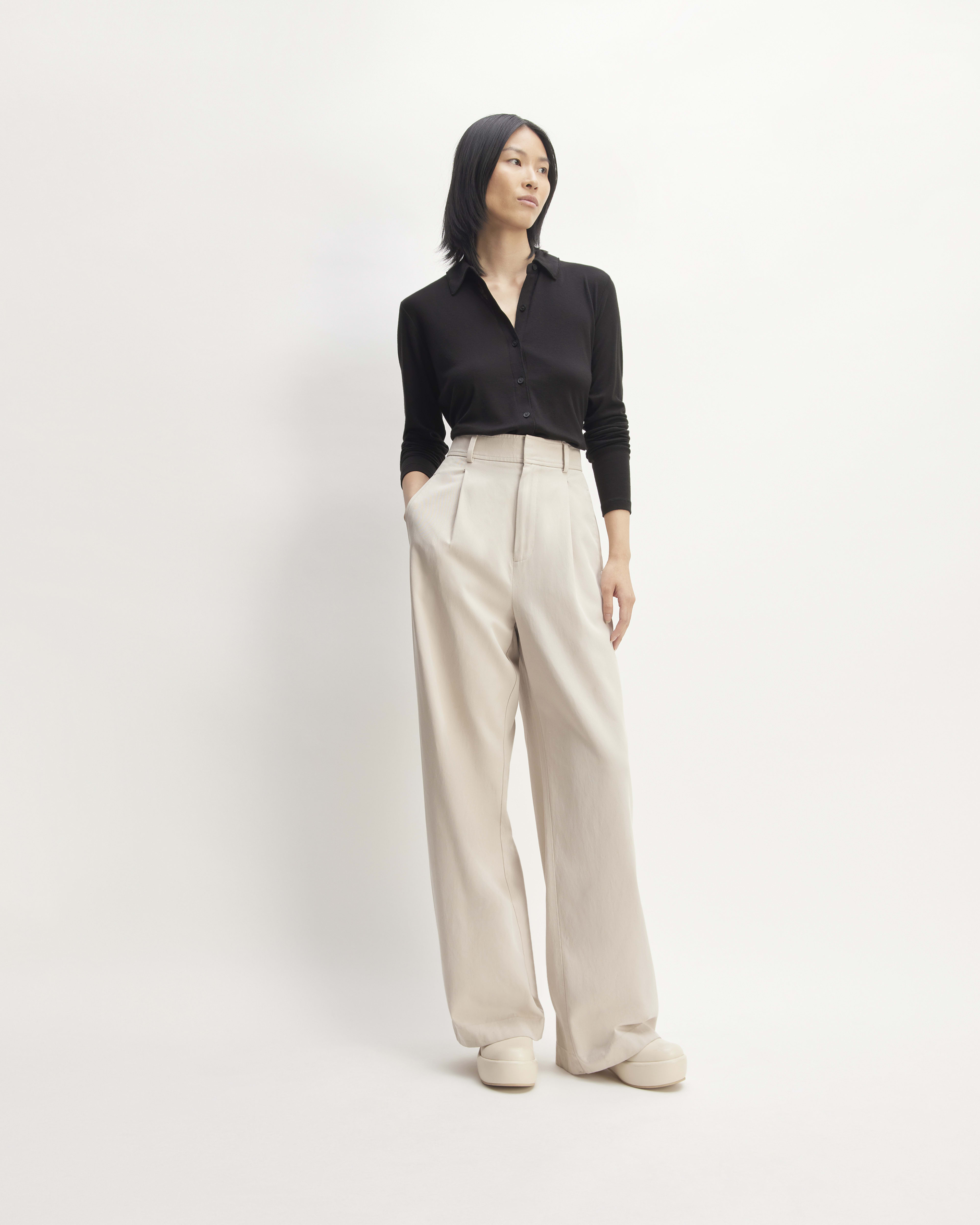 Elevated, versatile style inspo from @jordanrisa in our new Dream Kick  Flare pant. #Everlane #EverlaneKickFlarePant #TheKickFlarePant #T