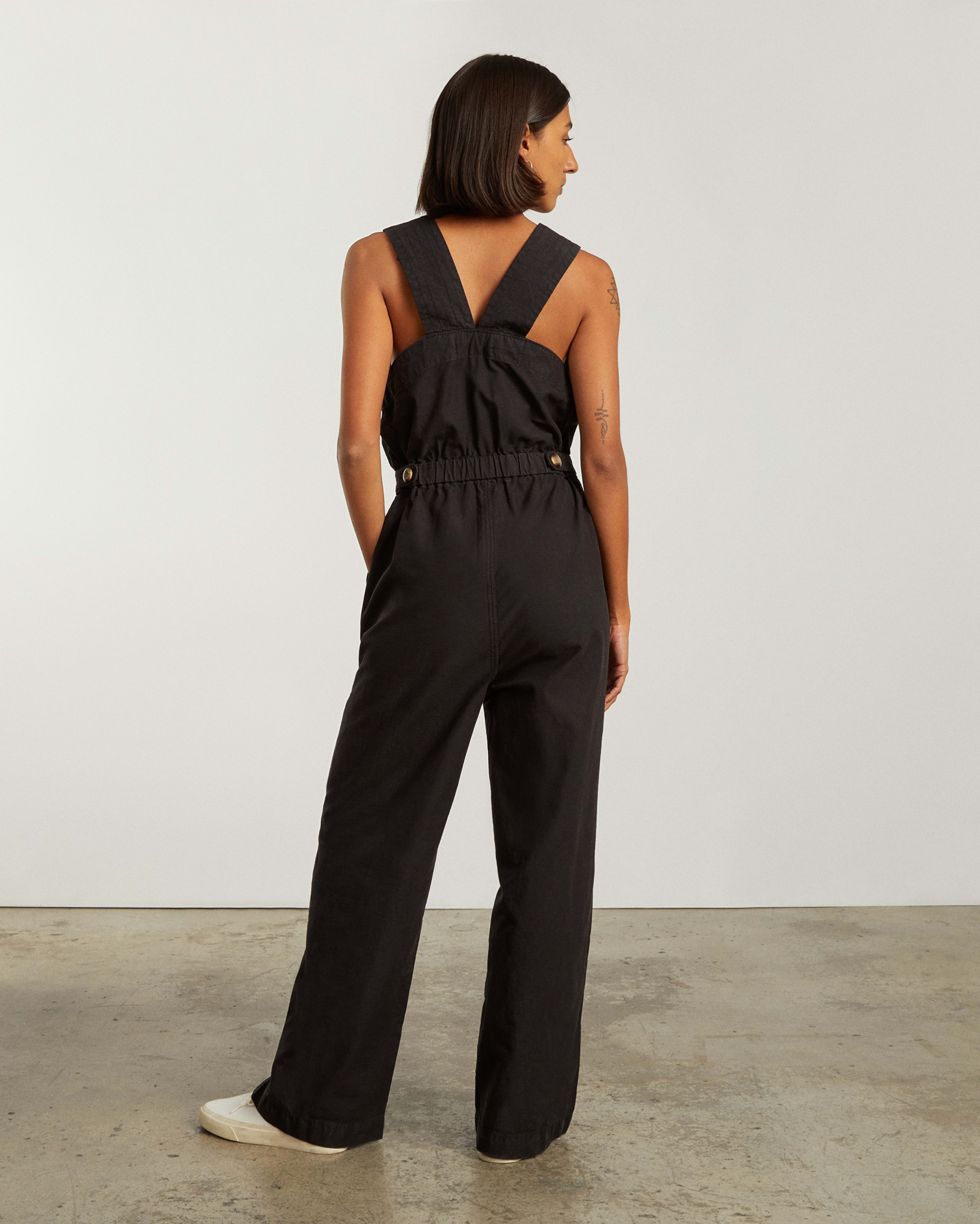 The Fatigue Apron Jumpsuit Black Everlane