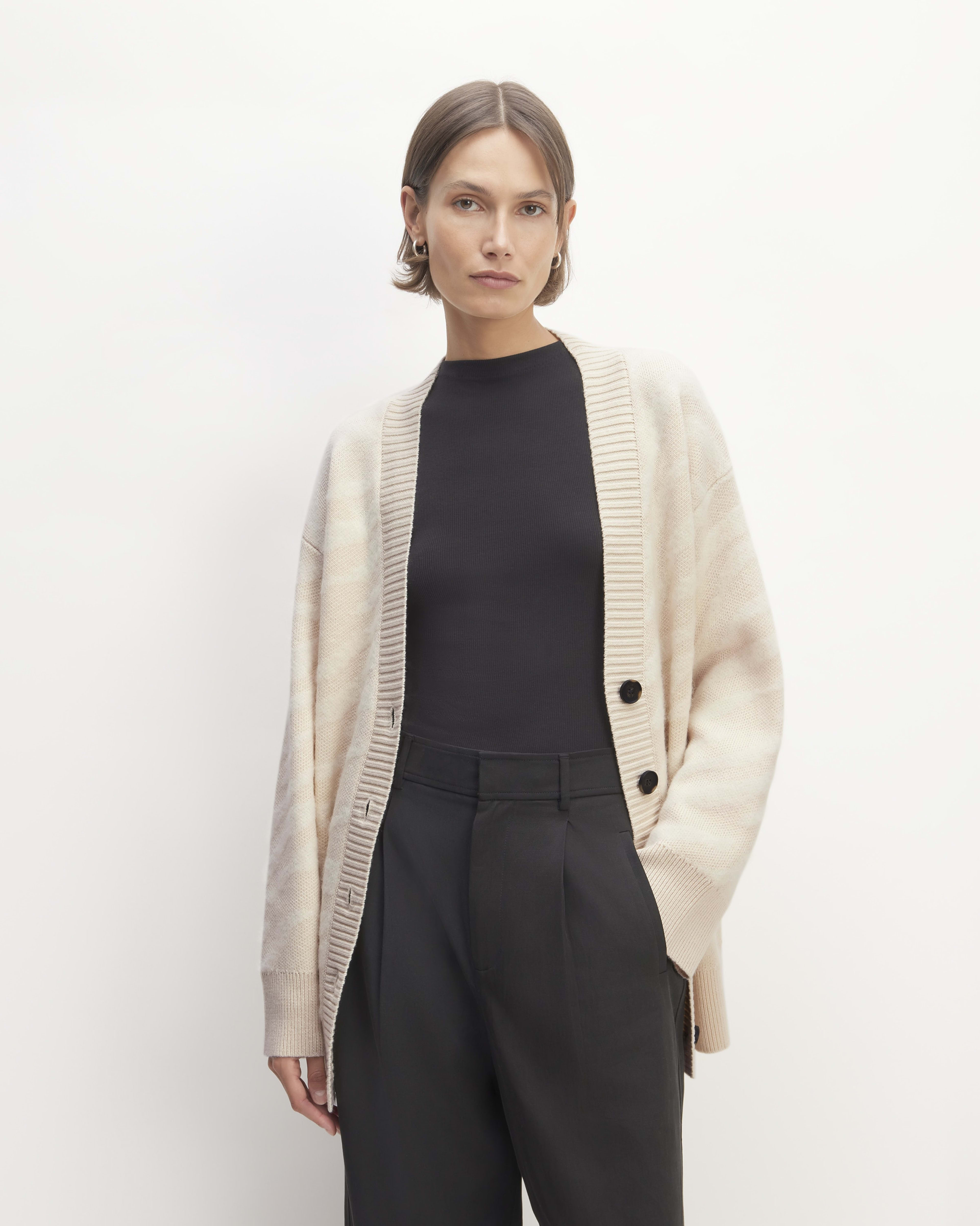 The Alpaca Tiger Jacquard Cardigan Canvas / Snow – Everlane