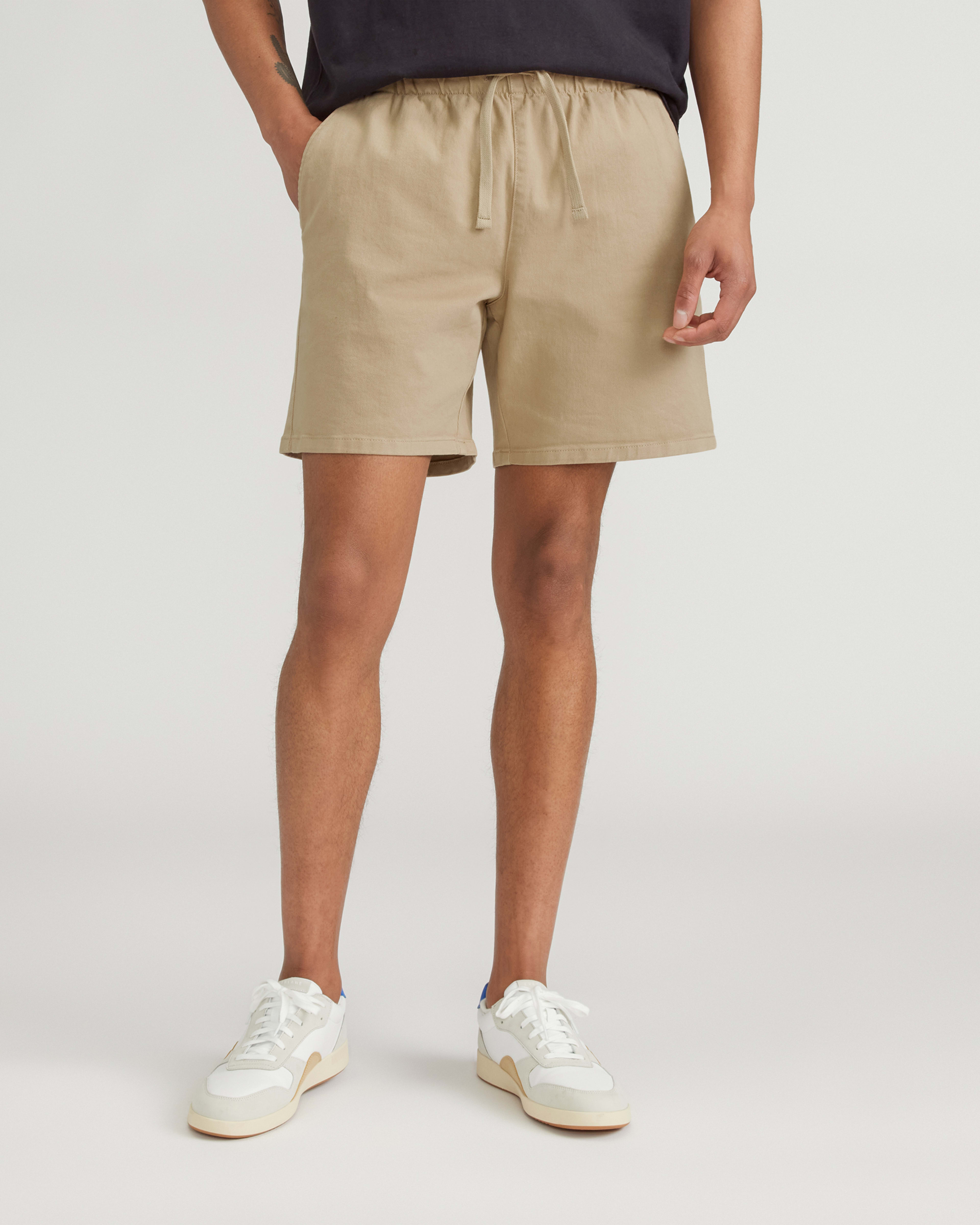 Men s Shorts in Tan Shorts Khaki Casual Dress Everlane