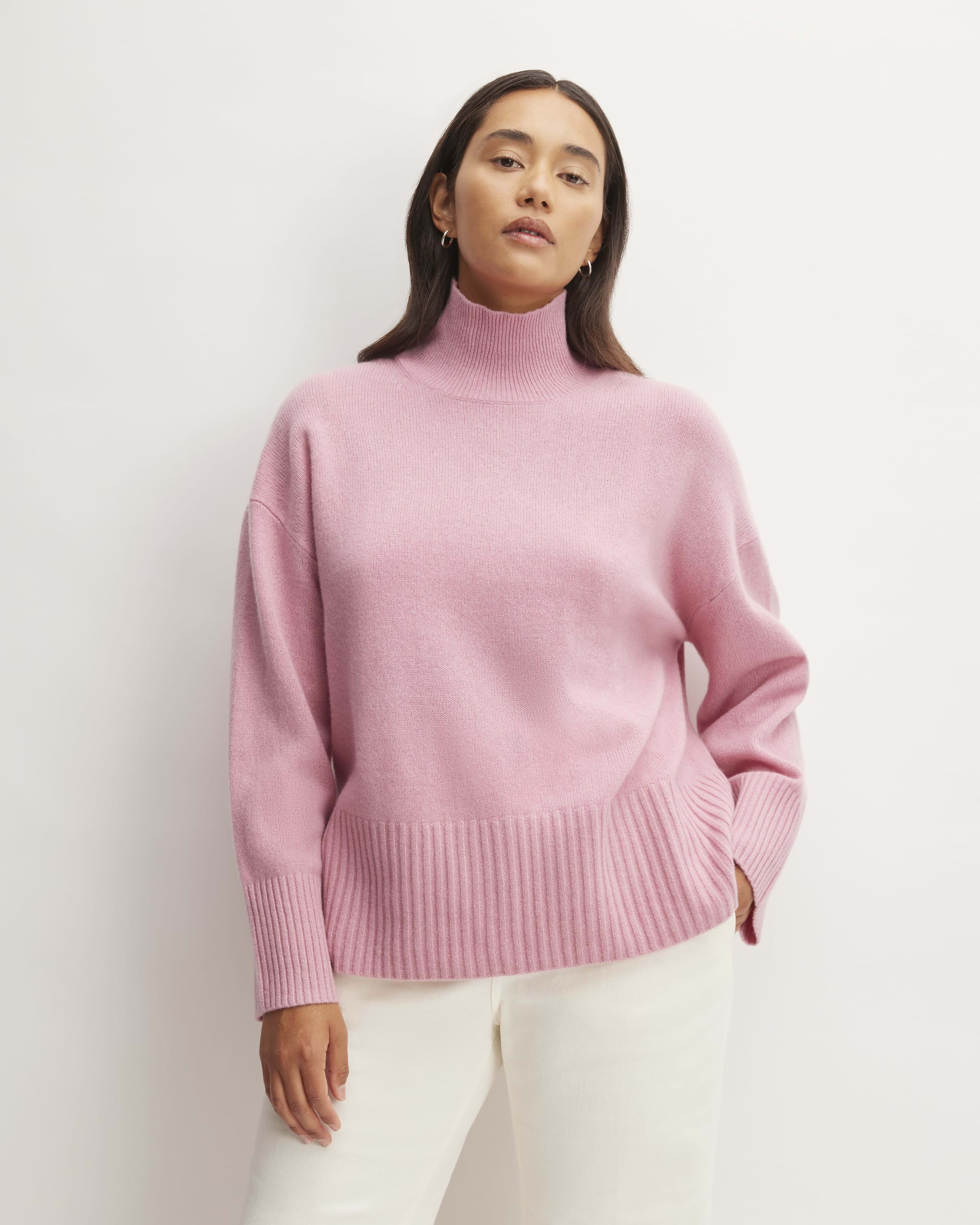 The Cashmere Oversized Turtleneck Bubblegum Everlane
