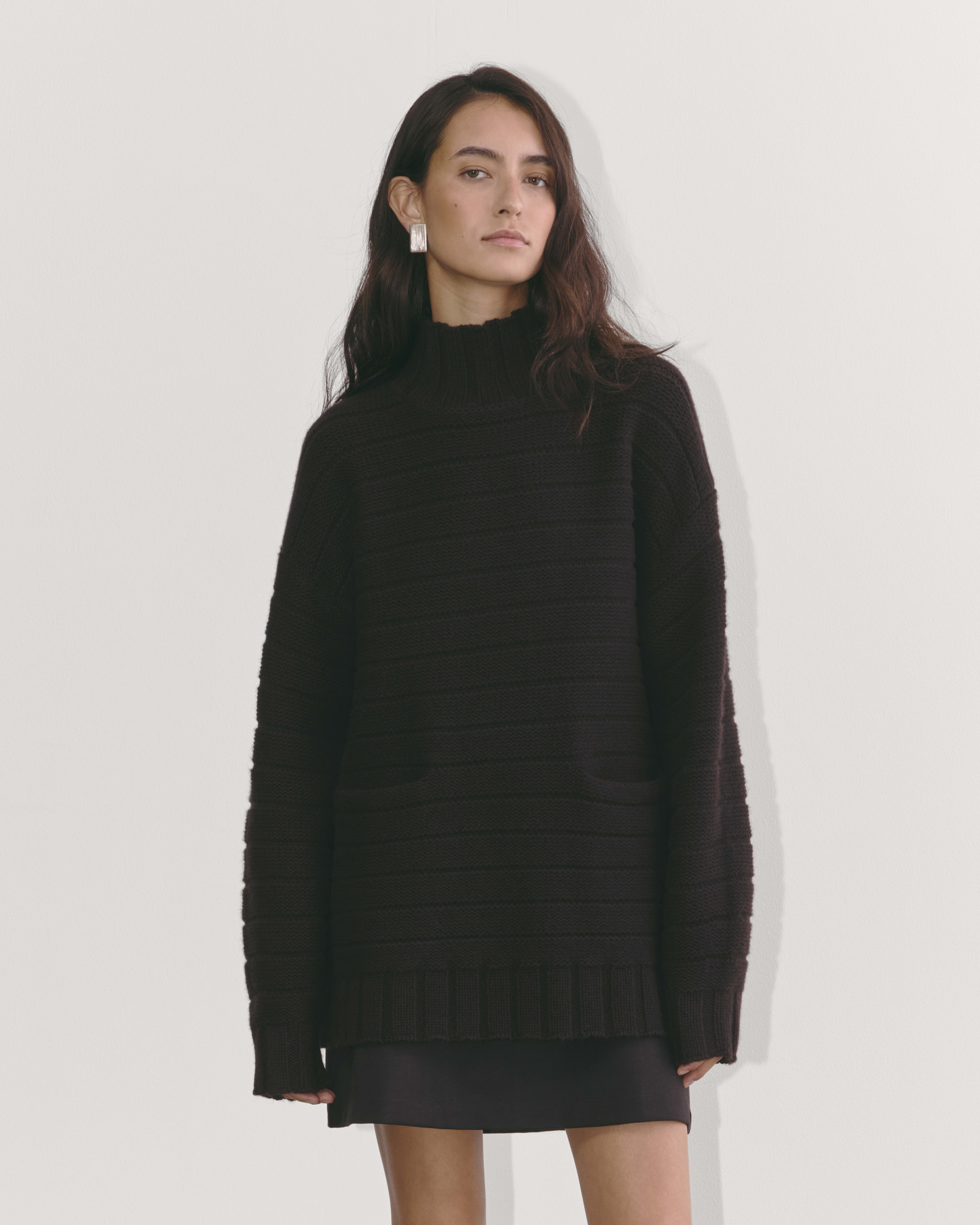 The Oversized Turtleneck in Luxe Merino Black Everlane