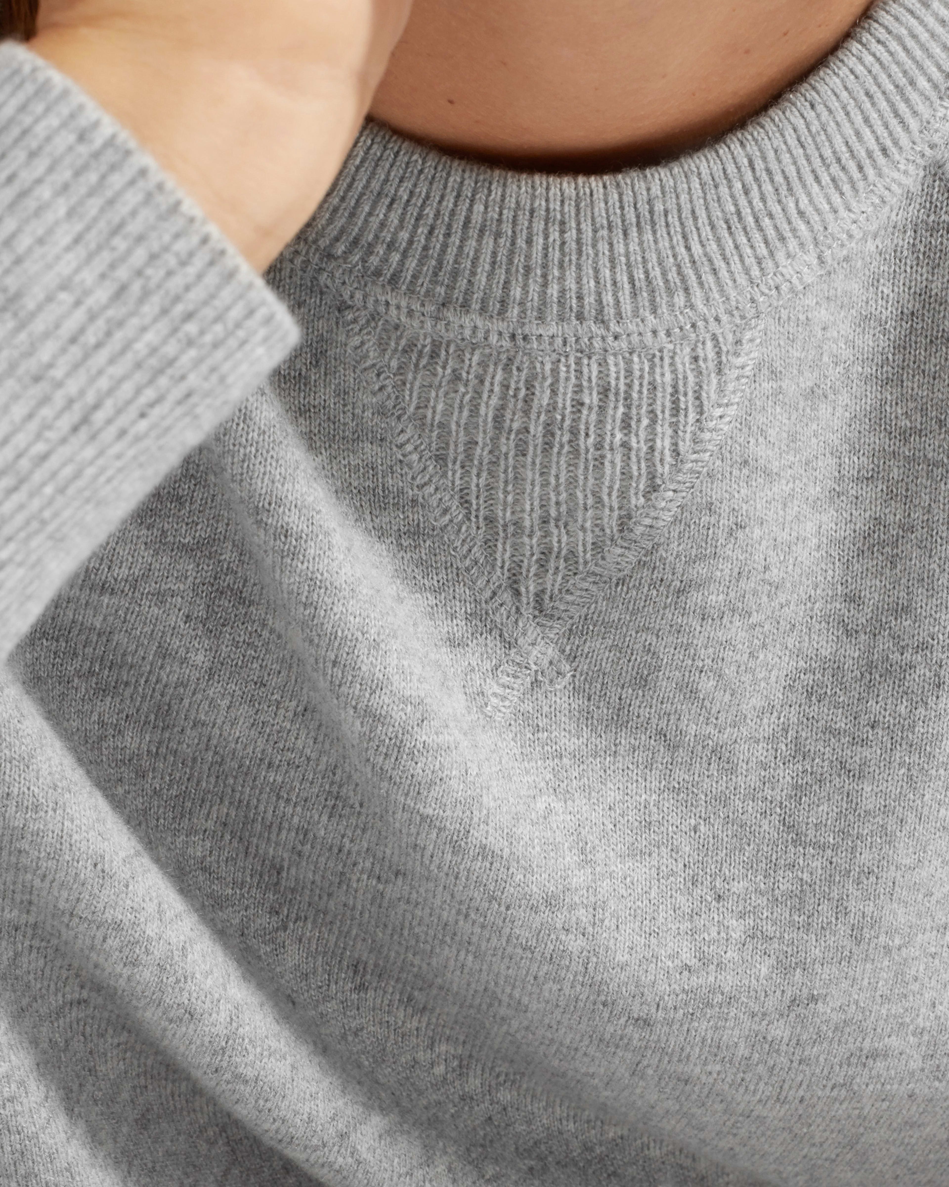The Cashmere Sweatshirt Heathered Grey – Everlane