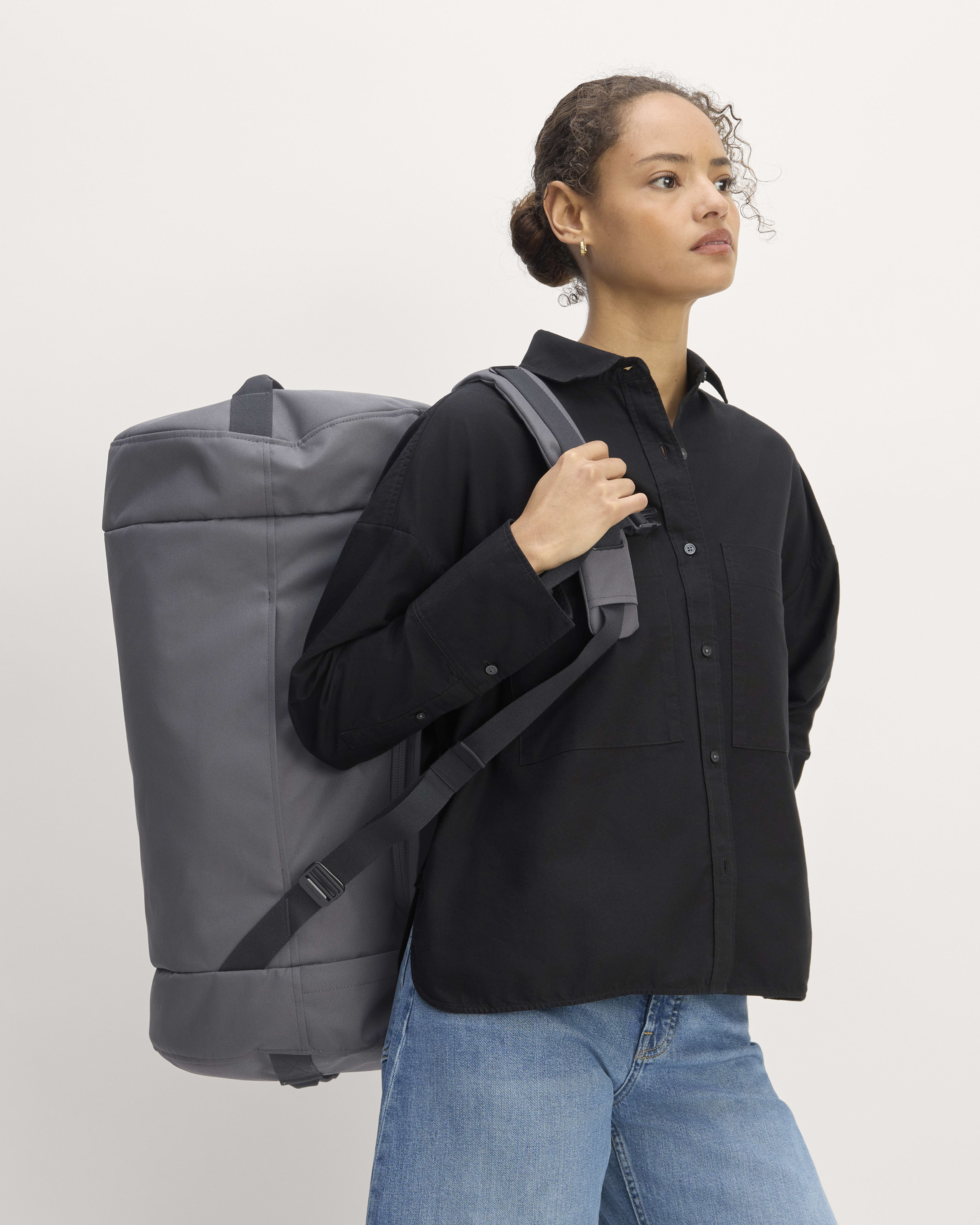 The ReNew Transit 4 Way Duffle Slate Grey Everlane
