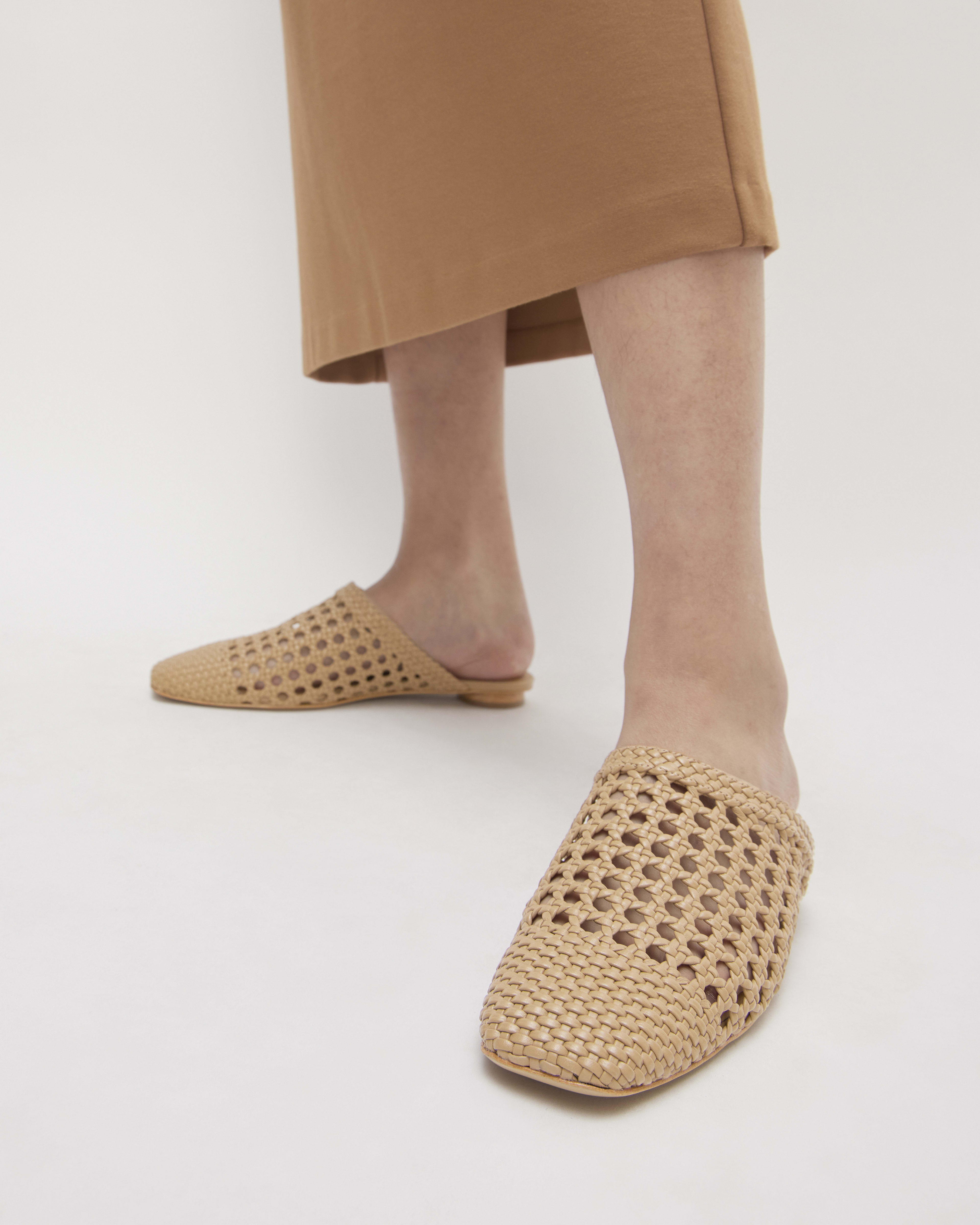 everlane the day mule