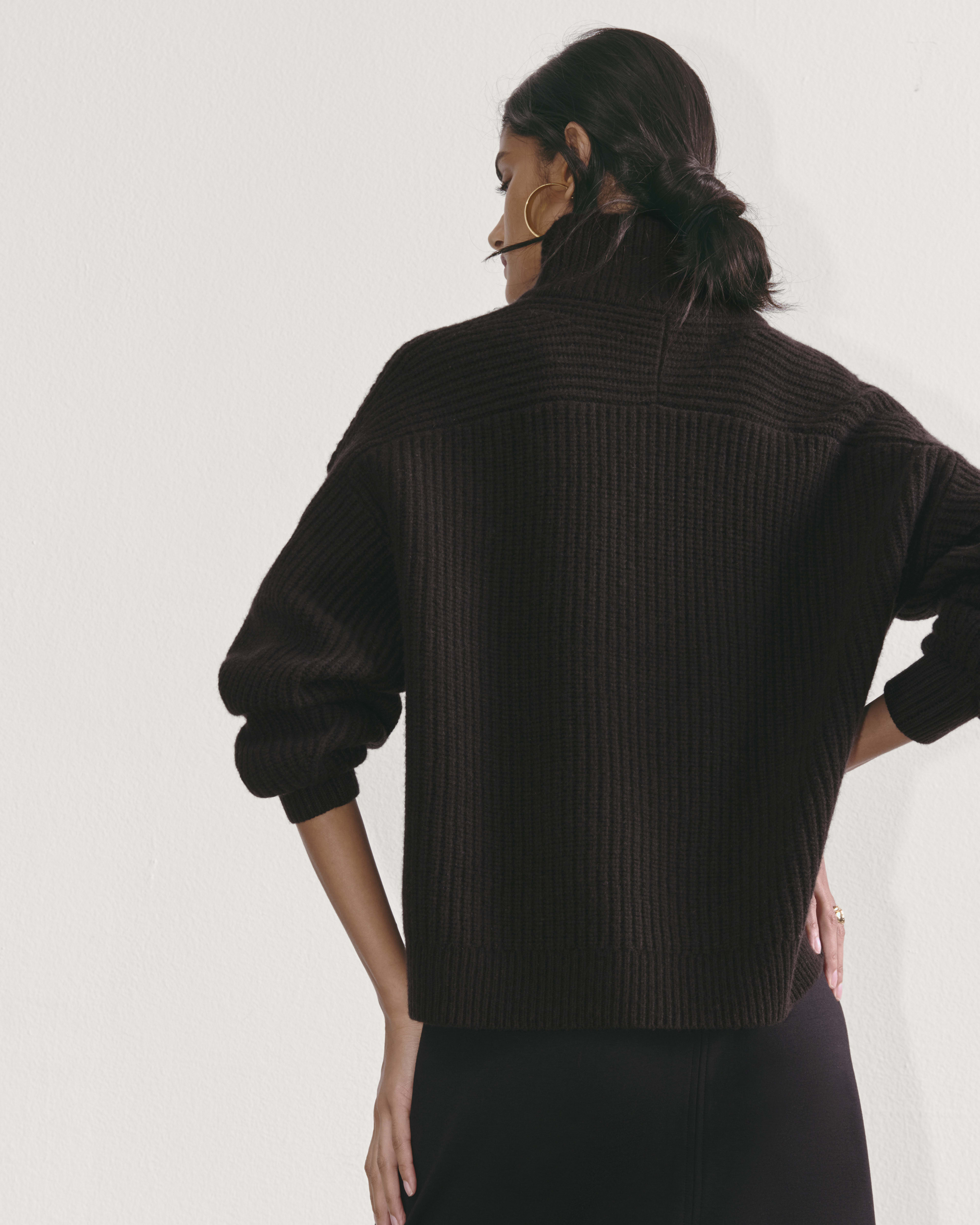The Half-Zip Sweater in Luxe Merino Black – Everlane