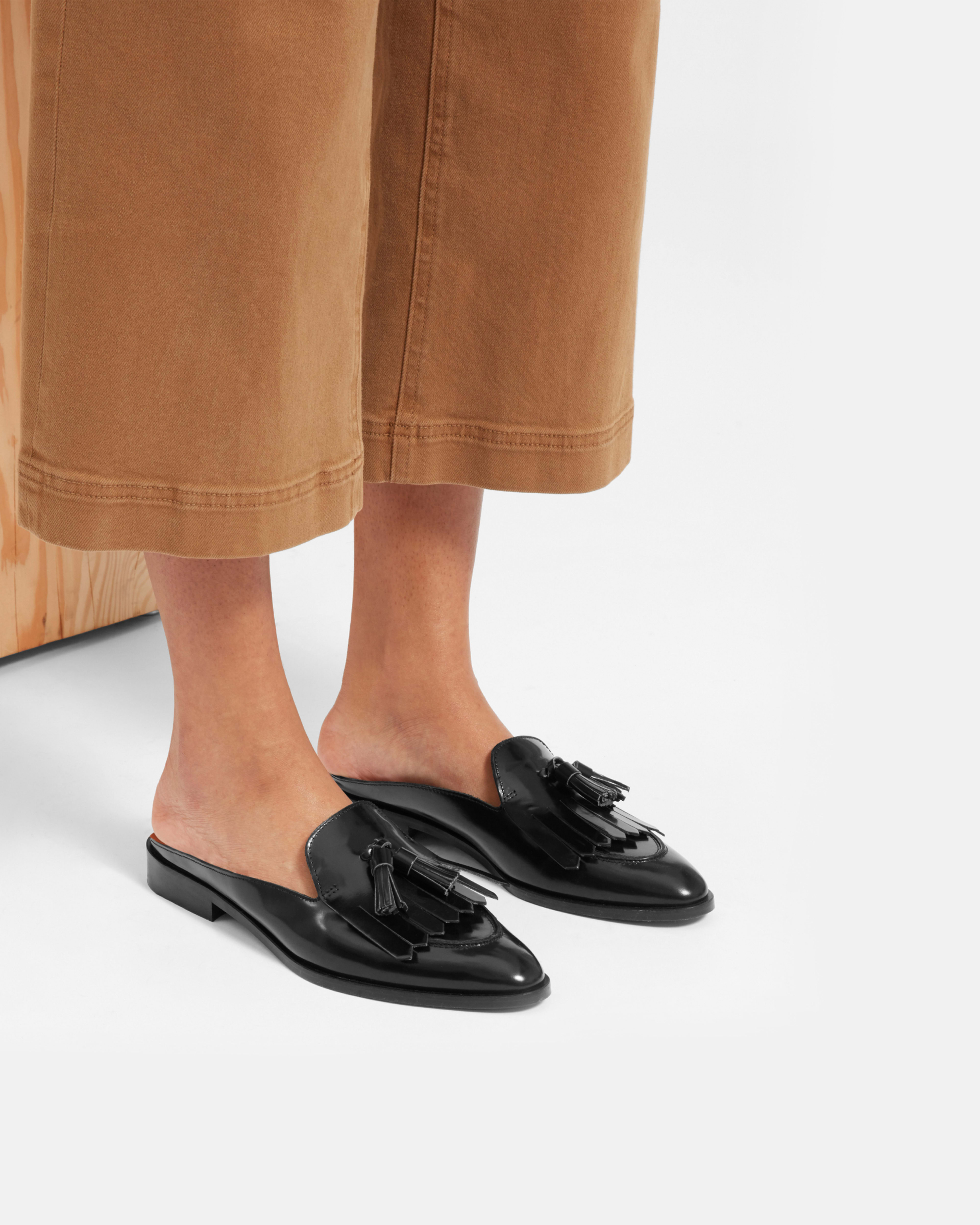 everlane tassel loafer