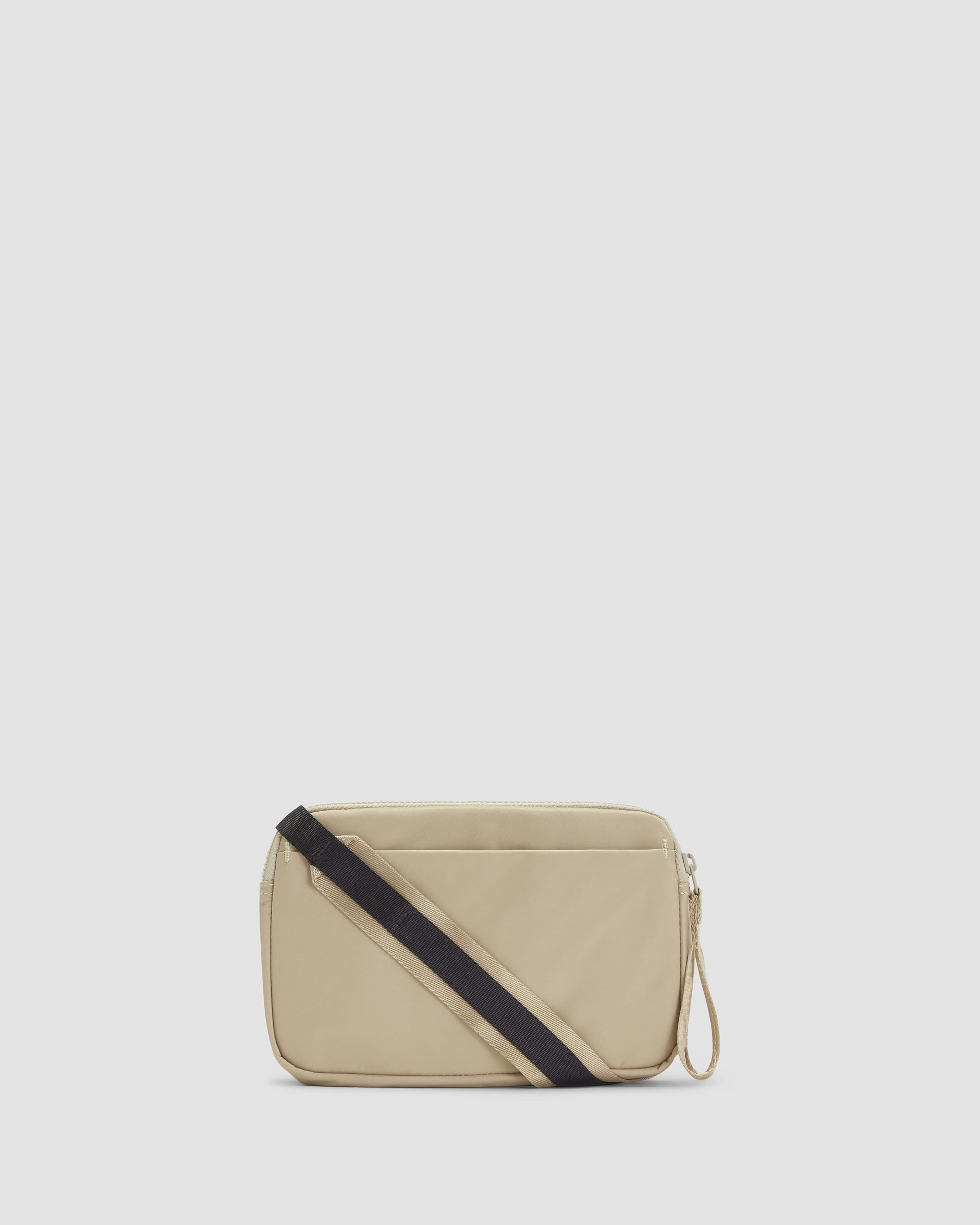 Everlane Recycled Nylon Camera Bag in Khaki