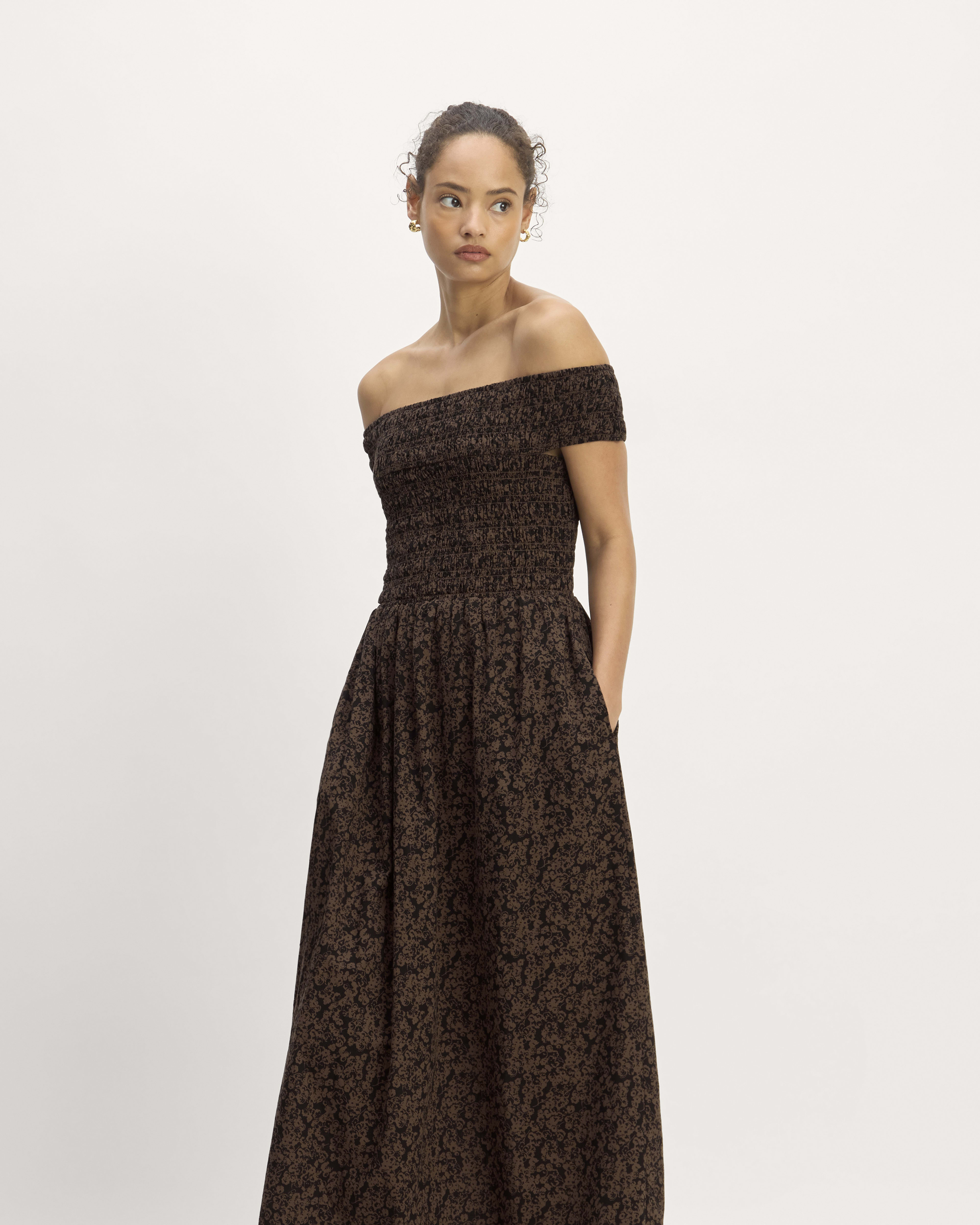The Gauze Off-the-Shoulder Dress Black / Cocoa Small Floral – Everlane