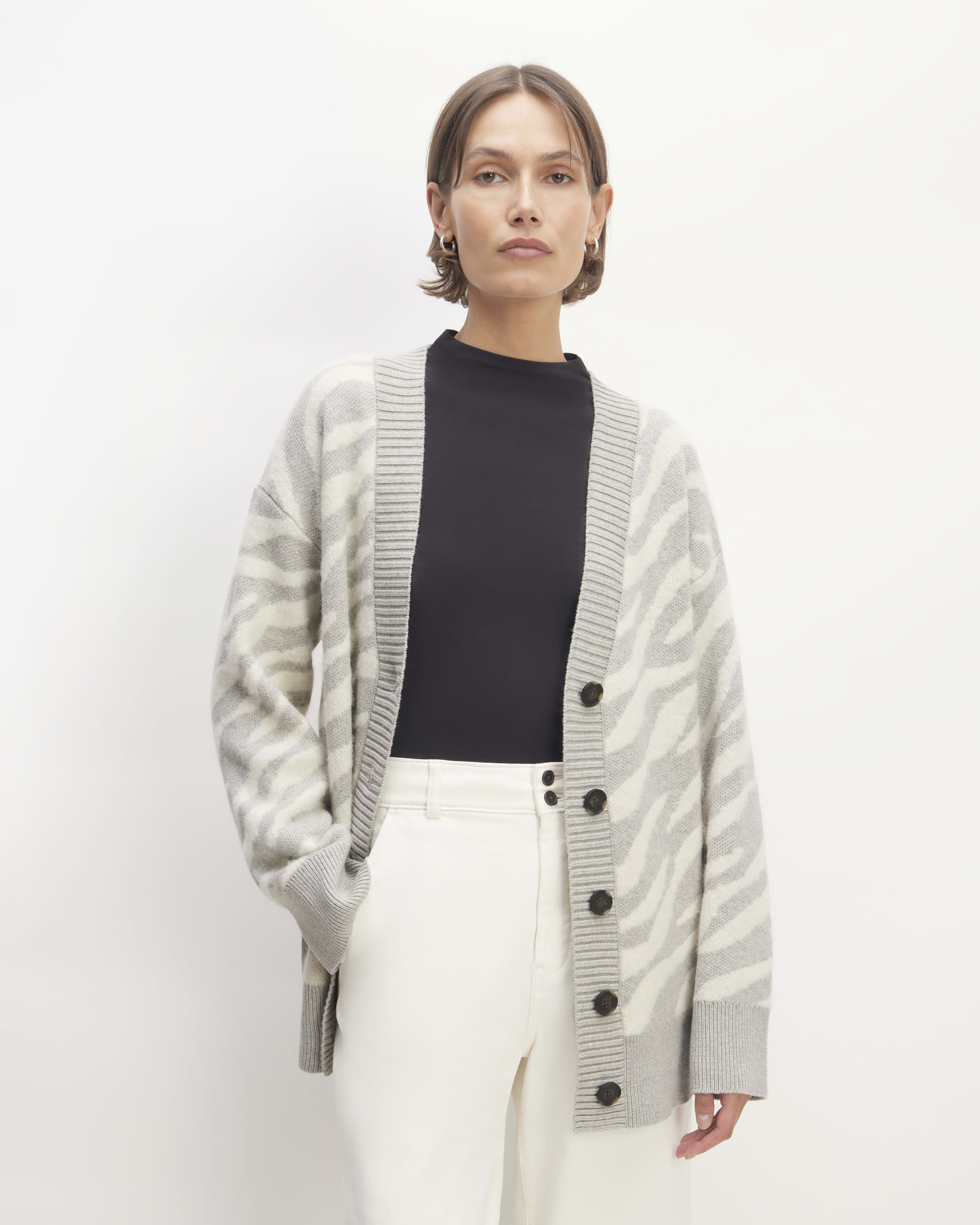 The Alpaca Tiger Jacquard Cardigan Heathered Grey / Snow – Everlane