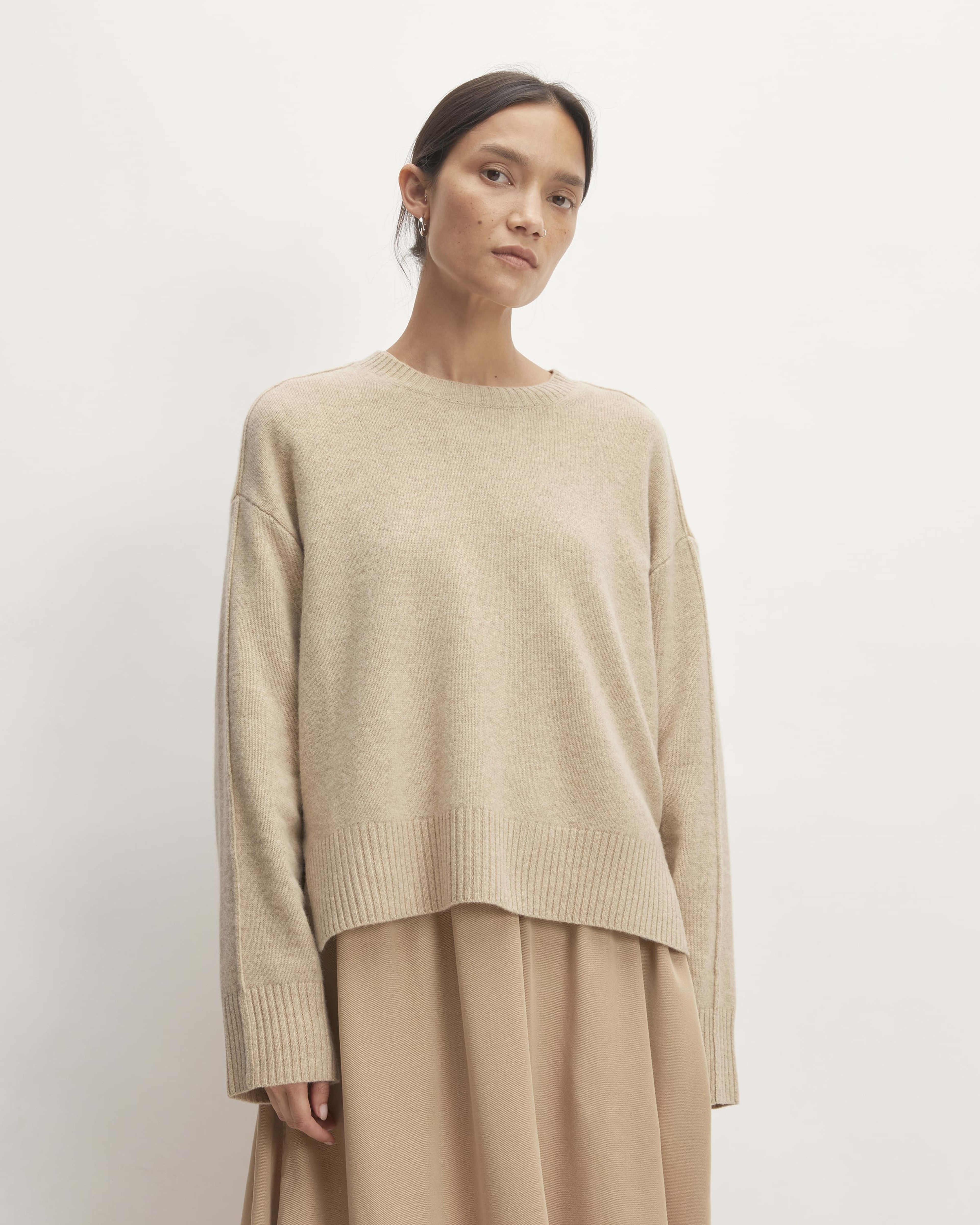 FINE GAUGE MERINO WOOL CREW NECK SWEATER / CAMEL [40%OFF]
