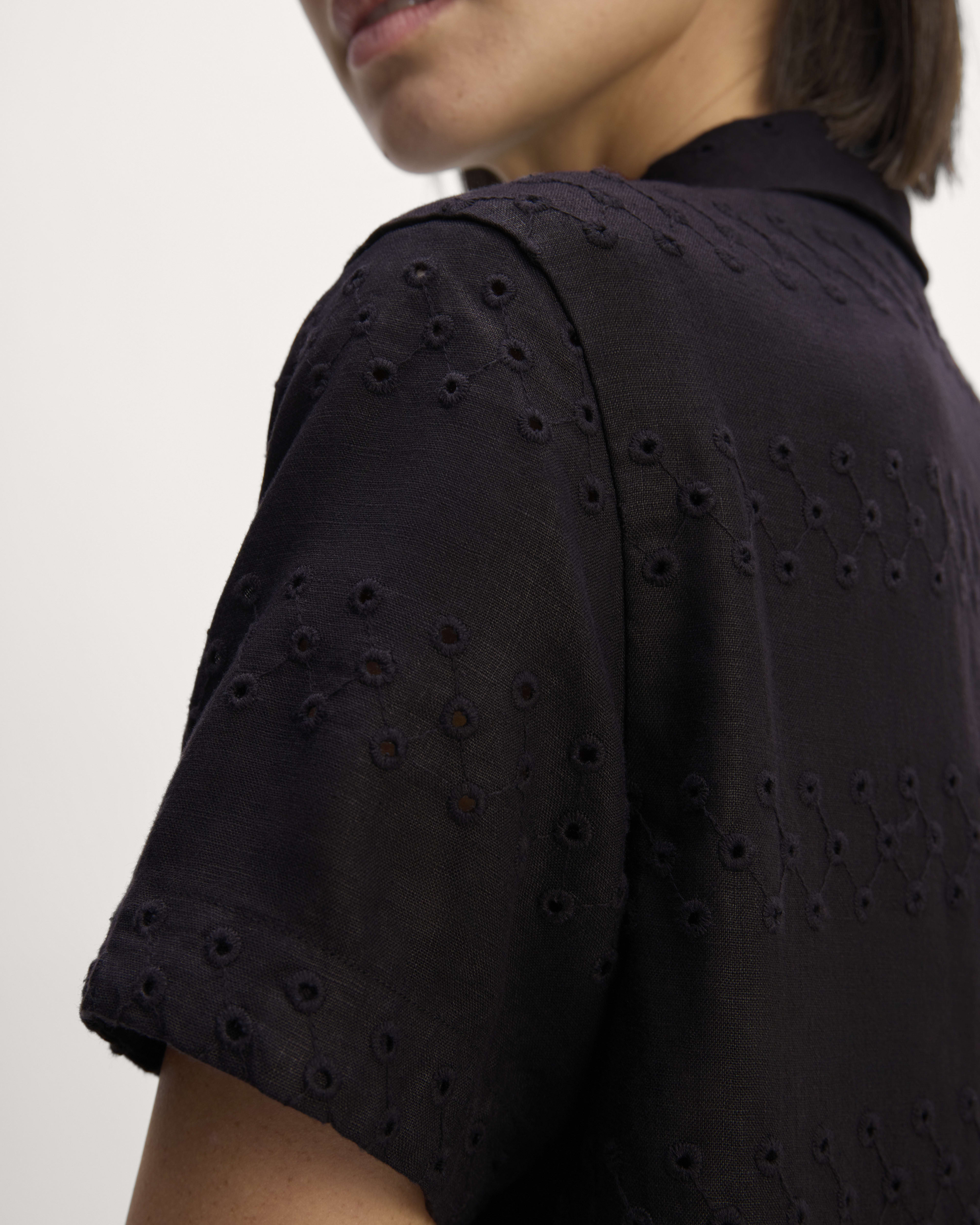 The Linen Eyelet Shirtdress Black Eyelet – Everlane