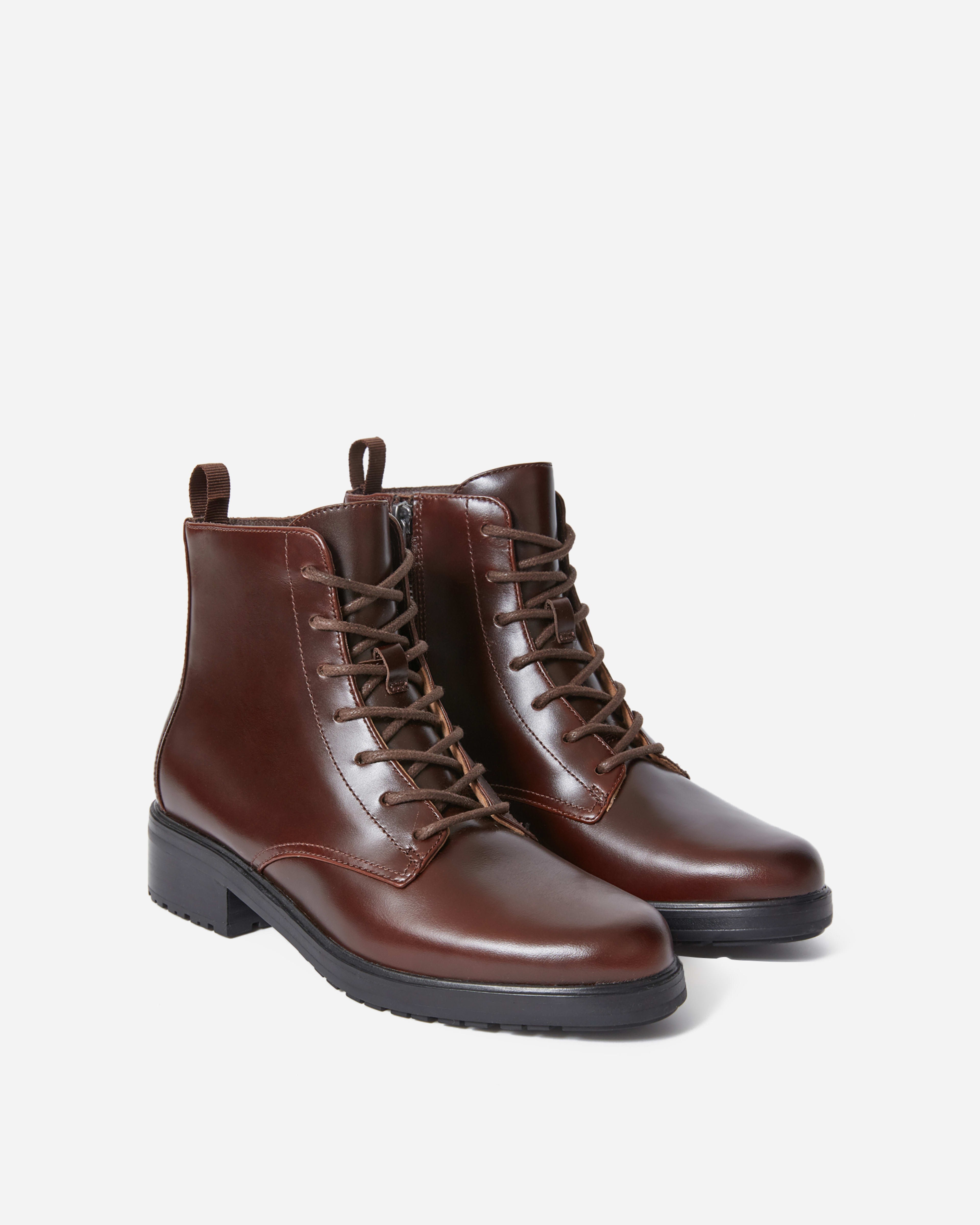 The Modern Utility Lace-Up Boot Chocolate – Everlane