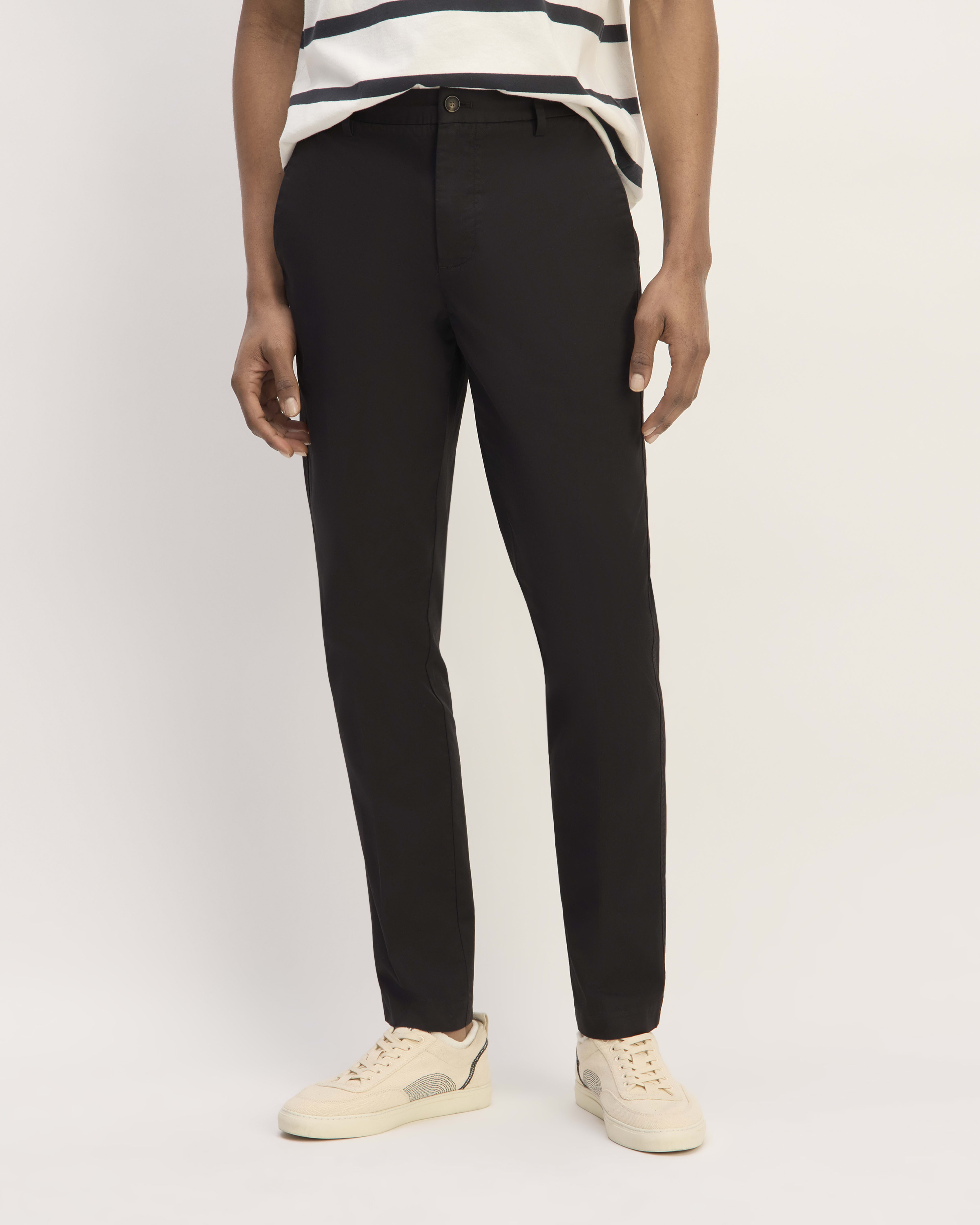 The Relaxed Taper Air Chino | Black – Everlane