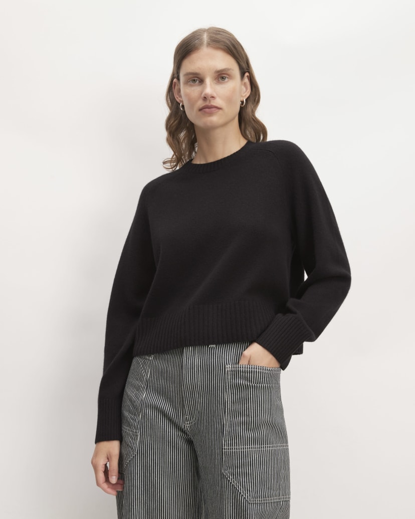 4. Sweater (Cashmere Boxy Crew), Black: XXS